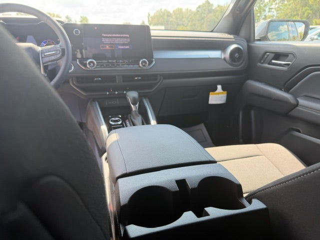 2026 Chevrolet Colorado LT - Photo 13