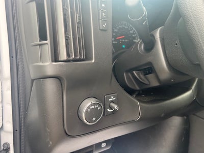 2025 Chevrolet Express Cargo WT