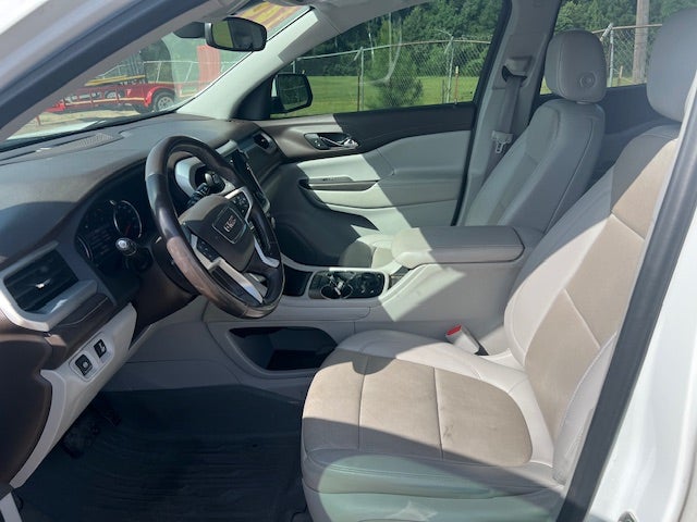 2021 GMC Acadia SLT